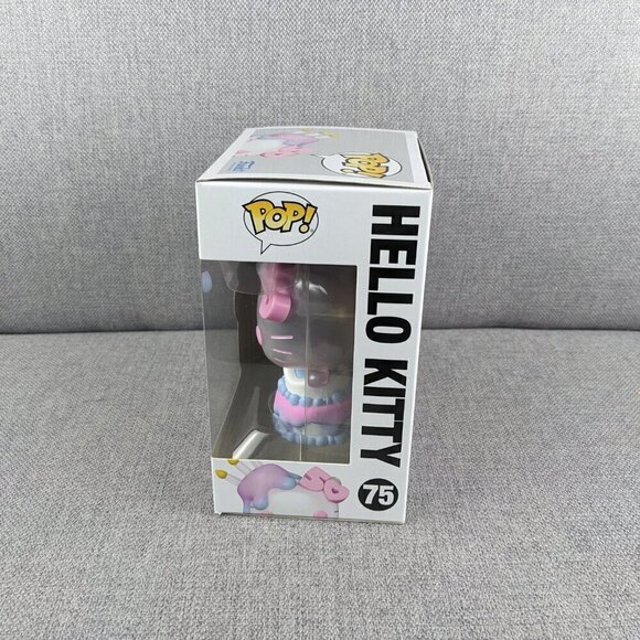 Sanrio Hello Kitty 50th Anniversary Hello Kitty with Cake Funko Pop! Vinyl - Picture 2 of 6